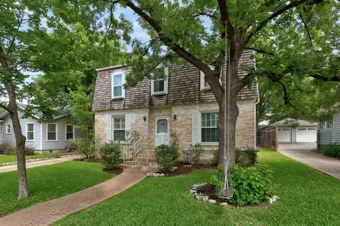 2207 Mountain View Rd, Austin, TX 78703