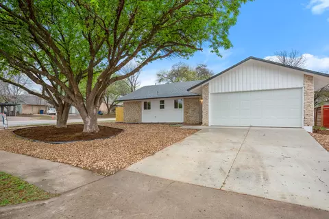 2100 Deadwood Dr, Austin, TX 78744