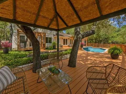 224 Hurst Creek Rd, Lakeway, TX 78734