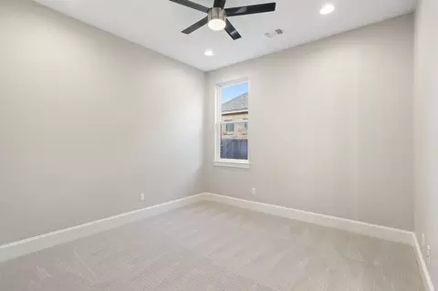Bedroom - 112 Axis Loop, Georgetown, TX 78628 photo 4 of 5