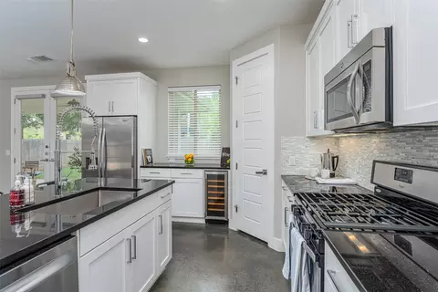 Kitchen - 705 E 49th St #A, Austin, TX 78751 photo 3 of 3