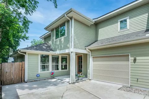 Exterior - 705 E 49th St #A, Austin, TX 78751 photo 4 of 6