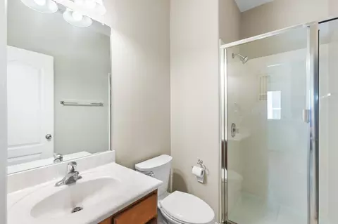 Bath - 230 Skinner, Kyle, TX 78640 photo 3 of 4