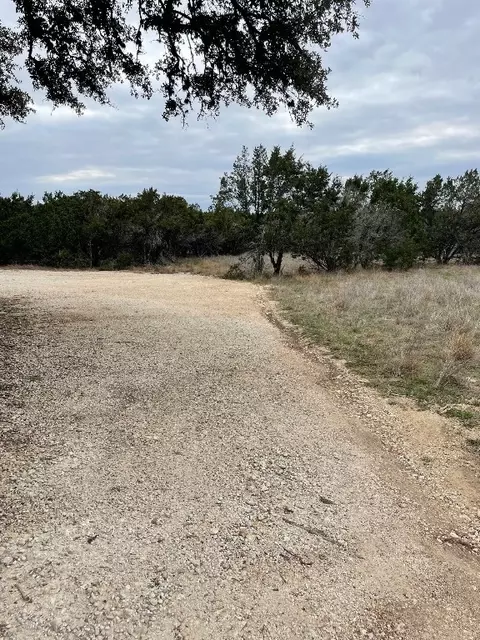 4 Cedar Ct, Wimberley, TX 78676