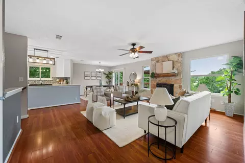 7336 Gaines Mill Ln, Austin, TX 78745