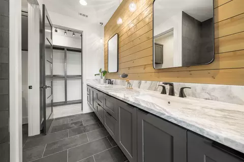 Bath - 15040 Broken Bow Trl, Austin, TX 78734 photo 2 of 4