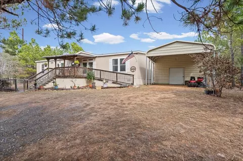 198 Pine Shadows Ln, Bastrop, TX 78602 photo 3