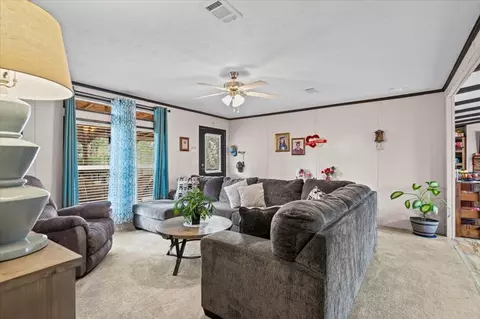 198 Pine Shadows Ln, Bastrop, TX 78602 photo 9