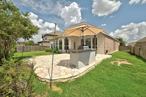 Exterior - 19620 Stanton Drew, Pflugerville, TX 78660 photo 4 of 6