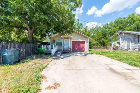 1507 Cummings St, Luling, TX 78648 photo 5