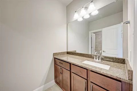 Bath - 709 Critty Ln, Leander, TX 78641 photo 5 of 6