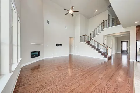 Living - 709 Critty Ln, Leander, TX 78641 photo 2 of 5