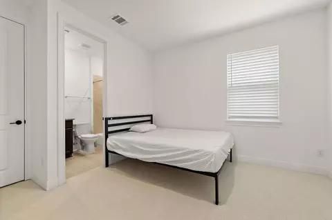 Bedroom - 328 Terrene Trl, Georgetown, TX 78628 photo 2 of 6