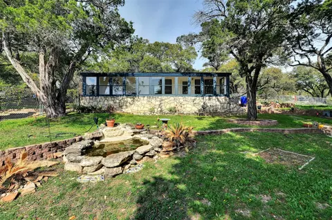 10612 Lakeside Dr, Jonestown, TX 78645