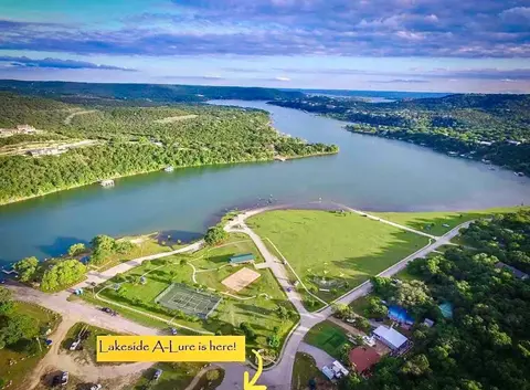 10612 Lakeside Dr, Jonestown, TX 78645