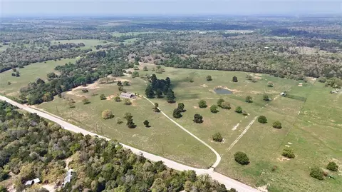 2792 Fm 535, Rosanky, TX 78953