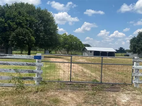 2525 159 Hwy, La Grange, TX 78945