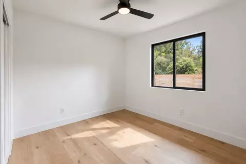 Bedroom - 3917 Leafield Dr, Austin, TX 78749 photo 4 of 5