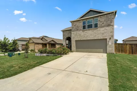 Exterior - 413 Perfect World Loop, Jarrell, TX 76537 photo 5 of 11