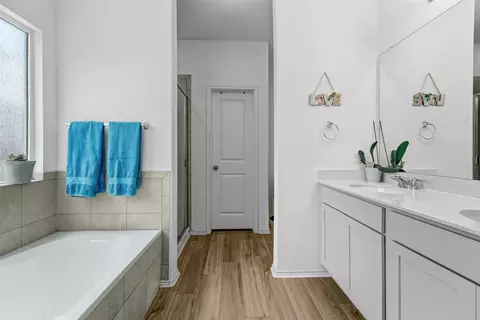 Entry Way - 413 Perfect World Loop, Jarrell, TX 76537 photo 6 of 6