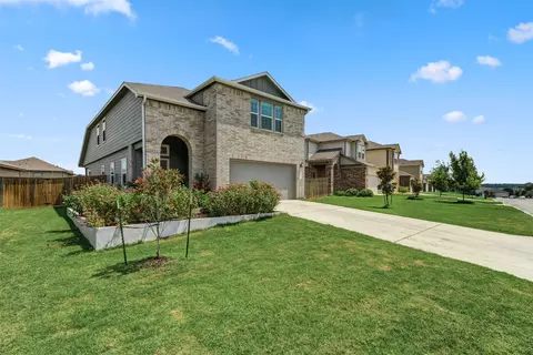 Exterior - 413 Perfect World Loop, Jarrell, TX 76537 photo 4 of 11