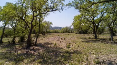 101 Bluff Ridge Trl, Blanco, TX 78606