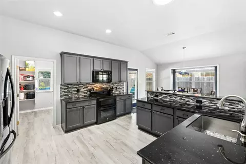 Kitchen - 2709 Katie Cv, Leander, TX 78641 photo 5 of 5