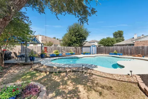 Exterior - 2709 Katie Cv, Leander, TX 78641 photo 7 of 8