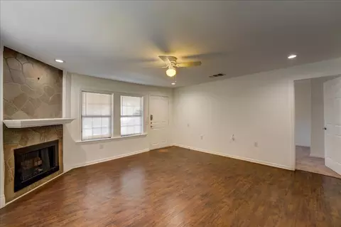 Living - 1105 E 3rd St, Austin, TX 78702 photo 2 of 5