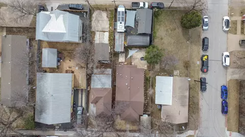 View/Area - 1105 E 3rd St, Austin, TX 78702 photo 3 of 4