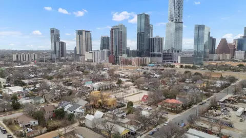 View/Area - 1105 E 3rd St, Austin, TX 78702 photo 4 of 4