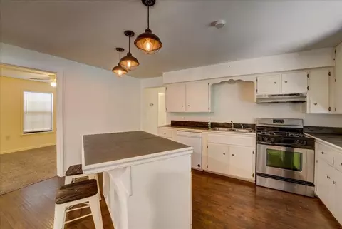 Kitchen - 1105 E 3rd St, Austin, TX 78702 photo 1 of 4