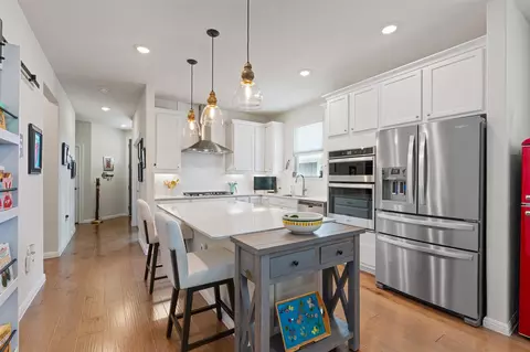 Kitchen - 706 Kitty Hawk Rd, Georgetown, TX 78633 photo 2 of 5