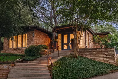 3304 Cherry Tree Cir, Austin, TX 78731