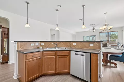 Kitchen - 344 Matthews Ln, Kyle, TX 78640 photo 4 of 5