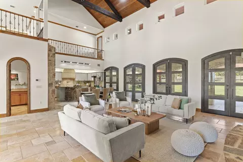 2180 La Ventana Pkwy, Driftwood, TX 78619