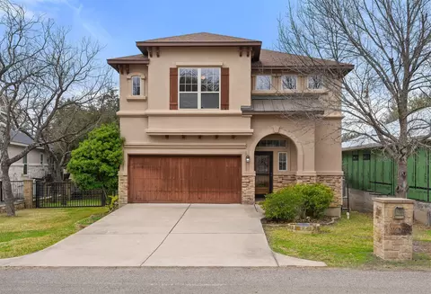 118 Bridgepoint Dr, Kingsland, TX 78639