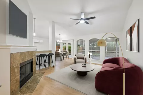 Living - 500 Britni Loop, Kyle, TX 78640 photo 2 of 7