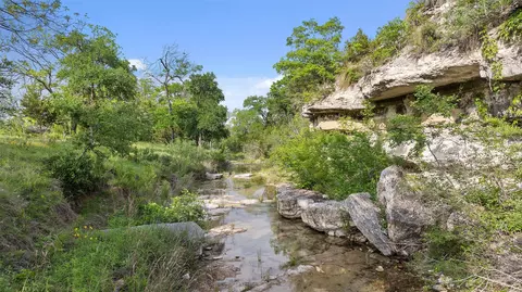 APT 24 Mesa Ranch Road, Dripping Springs, TX 78620