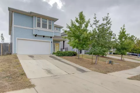 592 Twisted Oaks Ln, Buda, TX 78610