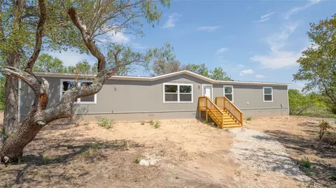 160 Brinley Mae Way, Lockhart, TX 78644