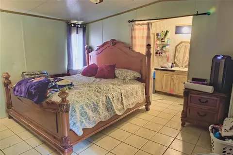 Bedroom - 109 Wayside Dr, Elgin, TX 78621 photo 2 of 4