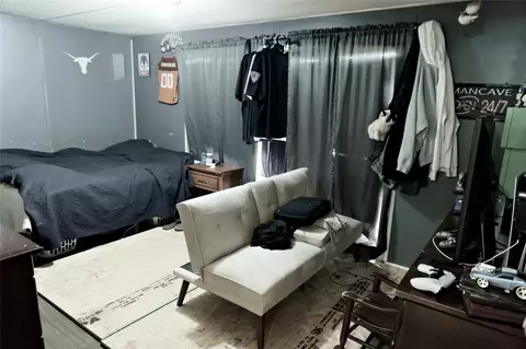 Bedroom - 109 Wayside Dr, Elgin, TX 78621 photo 1 of 4