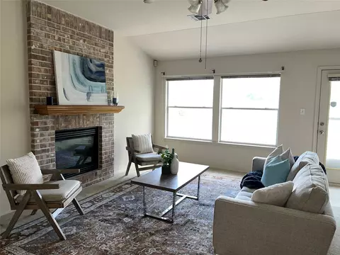 100 Adelfa Dr, Round Rock, TX 78664