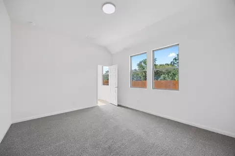 310 Bendecido Loop, Elgin, TX 78621 photo 13