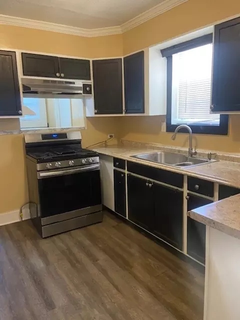 Kitchen - 214 S Hackberry Ave, Luling, TX 78648 photo 4 of 4