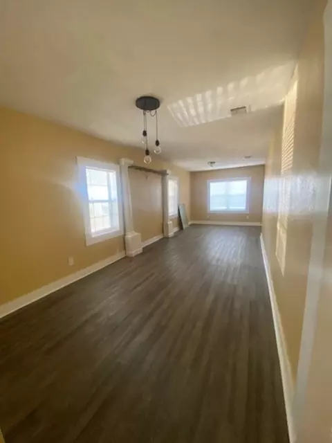 Living - 214 S Hackberry Ave, Luling, TX 78648 photo 1 of 5
