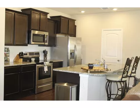 Kitchen - 188 Beth Ann Loop Loop, Taylor, TX 76574 photo 1 of 1