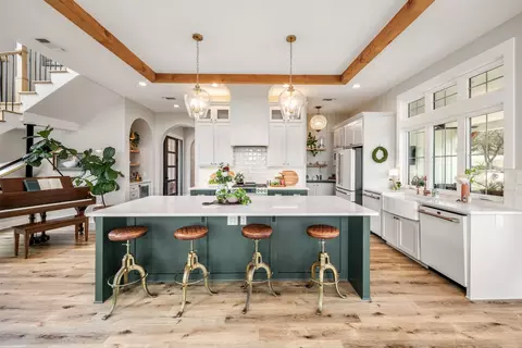 540 Casey Ln, Wimberley, TX 78676