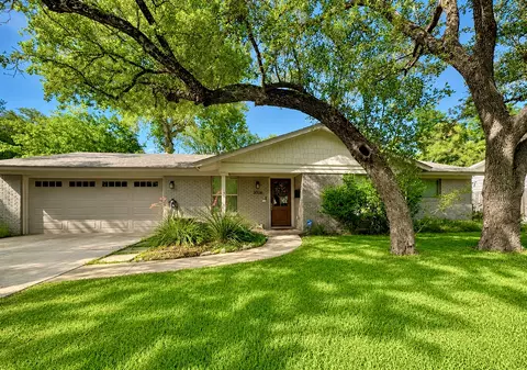 3006 Stardust Dr, Austin, TX 78757